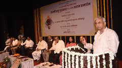 पण आताच्या काळातही आम्ही काय सरकारी कार्यालय आणि मंत्र्यांकडे वाघ घेऊन जायचं का? ज्येष्ठ दिग्दर्शक जब्बार पटेलांकडून व्यवस्थेला खडे बोल