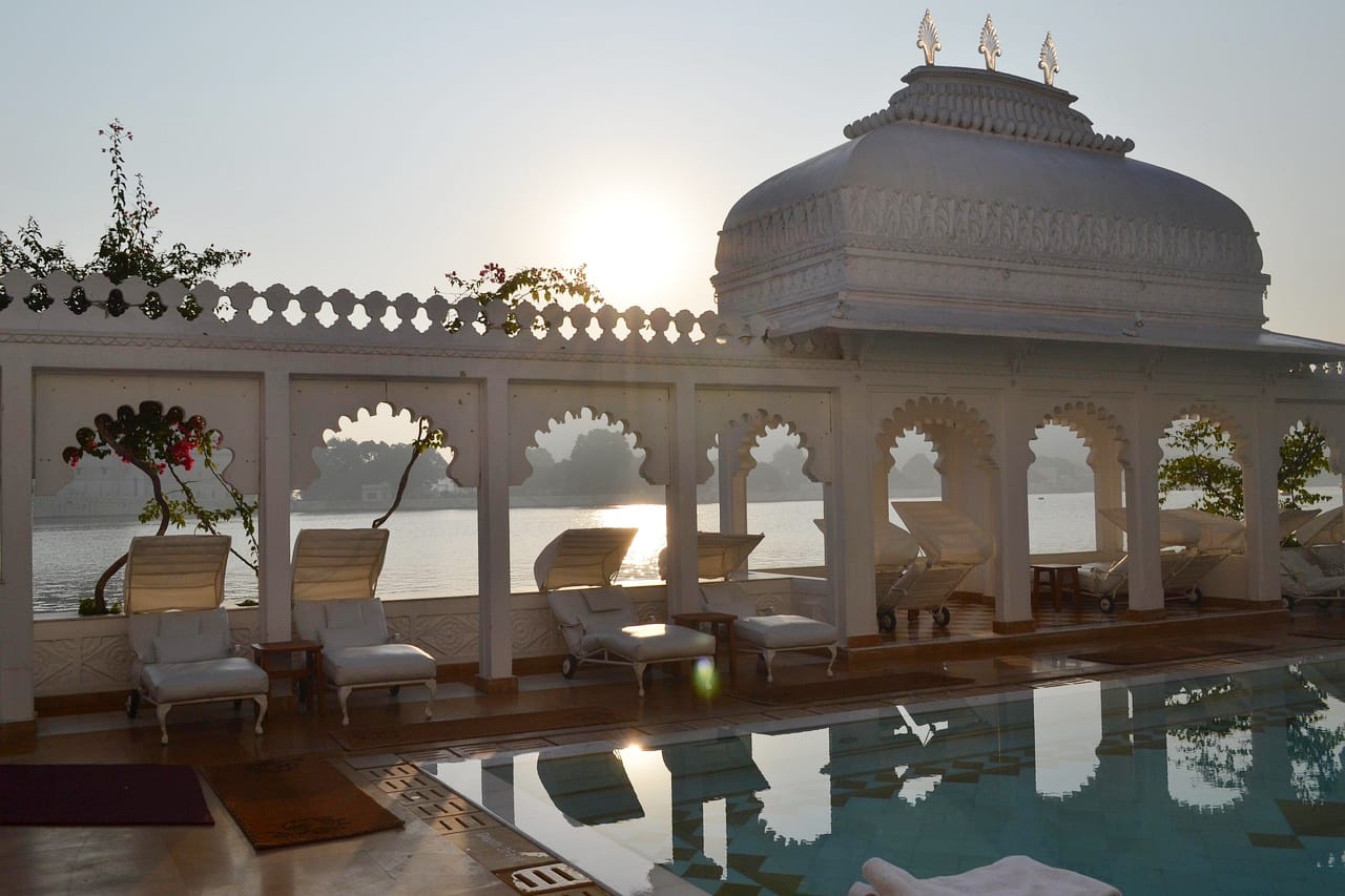 Love, Luggage & Luxury: 7 Swoon-Worthy Honeymoon Destinations You Can’t Miss