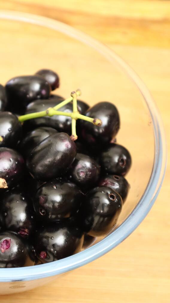 ਜਾਮਣ ਖਾਣ ਤੋਂ ਬਾਅਦ ਭੁੱਲ ਕੇ ਵੀ ਨਹੀਂ ਕਰਨਾ ਚਾਹੀਦਾ ਆਹ ਕੰਮ