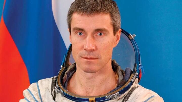 रूस के अंतरिक्ष यात्री सर्गेई क्रियालेव छह अलग-अलग मिशन के लिए स्पेस पहुंचे थे. यहां पर उन्होंने 803 दिन अंतरिक्ष में बिताए हैं.