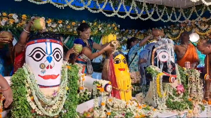এই সব রাশির জাতকদের জীবনে জগন্নাথদেবের কৃপায় ইতিবাচক পরিবর্তন আসে। সামাজিক এবং আর্থিকভাবে শক্তিশালী হয়ে ওঠেন তাঁরা। জগন্নাথ দেবের কৃপায় কর্মে আসে সাফল্য । দূর হয় নানা বাধা।