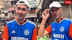 लाहौर की सड़कों पर टीम इंडिया की जर्सी पहनकर निकला अंग्रेज, पाकिस्तानियों का हो गया मुंह बंद; देखें वीडियो