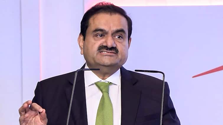अडानी पोर्ट्स का पहली तिमाही में 6.54% बढ़ा मुनाफा, गौतम अडानी ने छोड़ा एग्जीक्यूटिव चेयरमैन पद