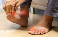 હંમેશા રાત્રે જ કેમ વધી જાય છે યુરિક એસિડ ? જાણો તેના 6 સંકેત વિશે