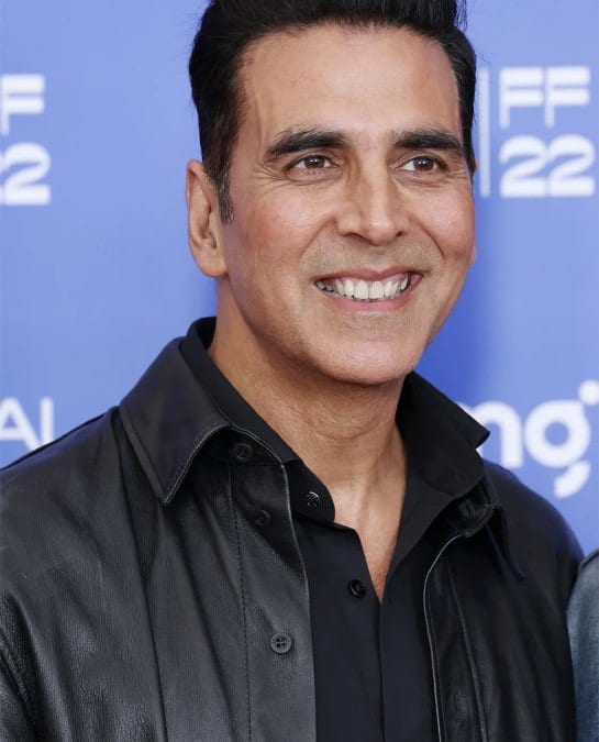 However, Akshay Kumar still has many upcoming and big projects, in which they are going to be seen.