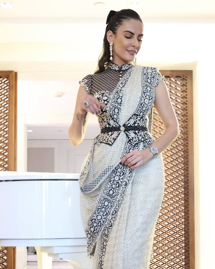 घर वापस आने पर उसने कहा कि तुम्हें समझना चाहिए मेरे खिलाफ पब्लिक केस चल रहा है. एक्ट्रेस ने इसके बाद अबॉर्शन का फैसला लिया.