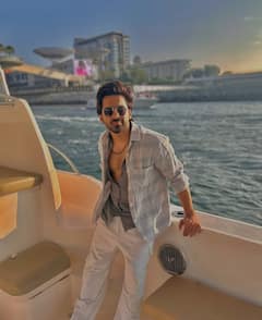 ‘कोई मिल गया’ का 'बिट्टू' इतना बदला कि पहचानना हुआ मुश्किल, ऐसा दिखता है ऋतिक रोशन का छोटा दोस्त