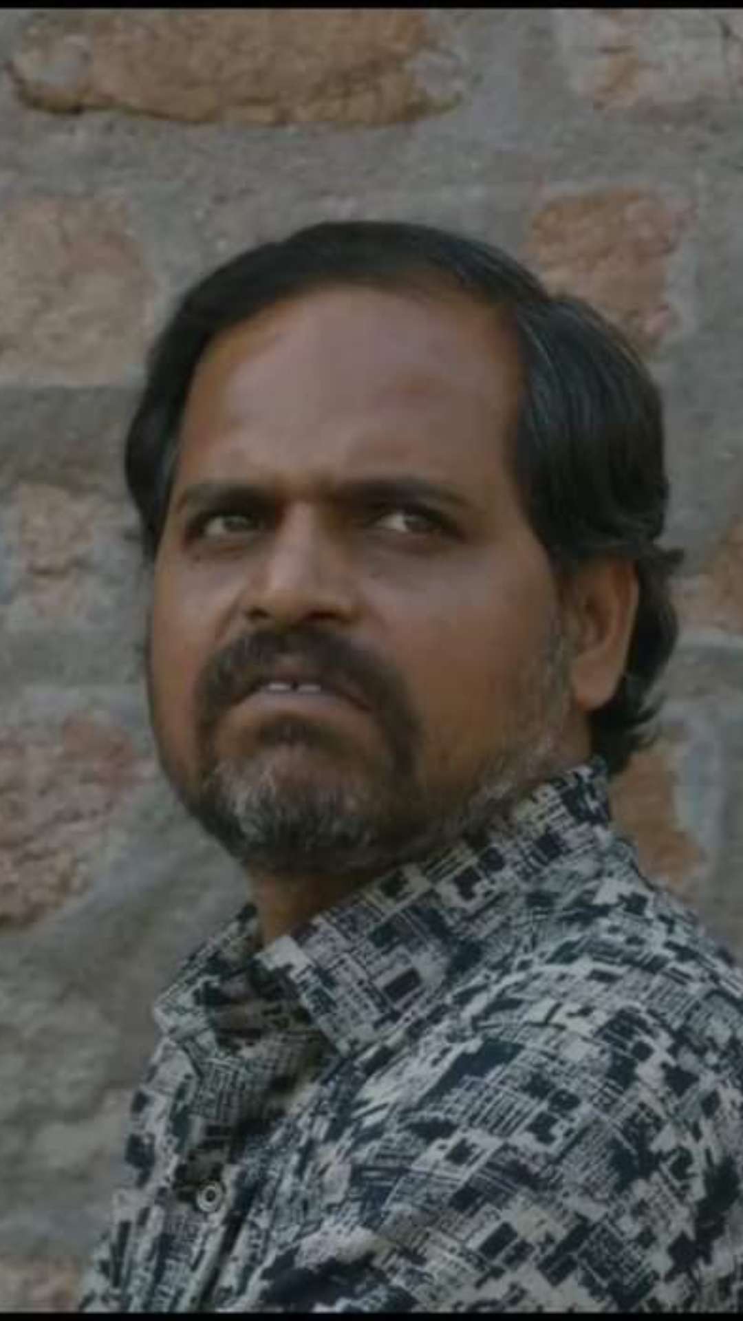 ऊपर का मैदा उनकी तरफ से, अंदर का आलू हमारा है, भूषण के इस डायलॉग पर काफी मीम बन रहे हैं