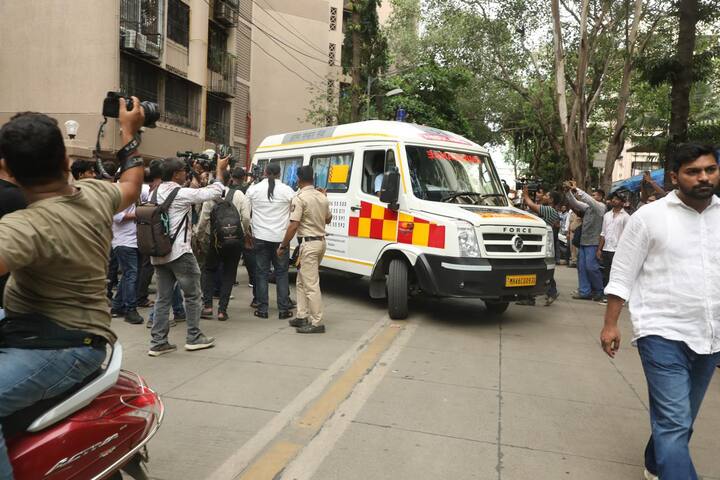 Known for her breakout role in the iconic music video Kaanta Laga and her powerful presence on Bigg Boss 13, Shefali was remembered not just as a glamorous star, but as a warm, grounded soul loved by all who knew her.