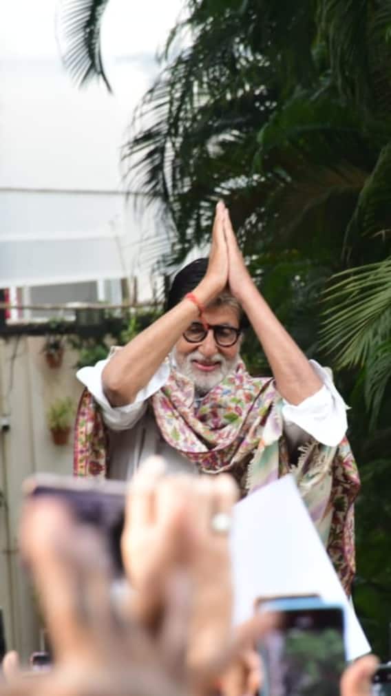 अमिताभ ने निभाई 35 साल पुरानी परंपरा, तस्वीरें आईं सामने