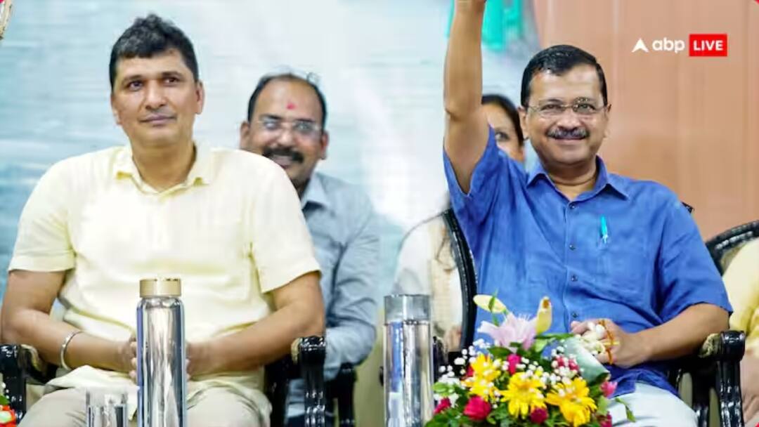 AAP protest at Jantar Mantar Against Delhi slum demolition Saurabh Bharadwaj Targets BJP सौरभ भारद्वाज ने बीजेपी को बताया 'गरीब विरोधी', झुग्गियां बचाने के लिए जंतर मंतर पर AAP का प्रदर्शन