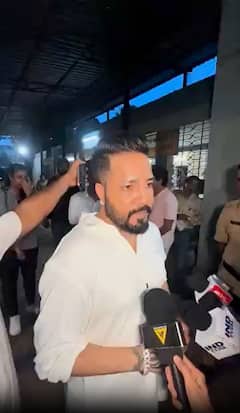 Shefali Jariwala's Last Rites: Mika Singh’s Emotional Presence at Samshan Bhoomi