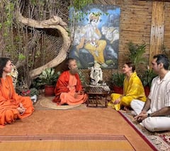 Esha Deol: ਸਾਬਕਾ ਪਤੀ ਭਰਤ ਤਖ਼ਤਾਨੀ ਨਾਲ ਈਸ਼ਾ ਦਿਓਲ ਦੀਆਂ ਤਸਵੀਰਾਂ ਵਾਈਰਲ, ਤਲਾਕ ਤੋਂ ਬਾਅਦ ਪਹਿਲੀ ਵਾਰ ਇਕੱਠੇ ਆਏ ਨਜ਼ਰ; ਯੂਜ਼ਰ ਬੋਲੇ- ਫਿਰ...