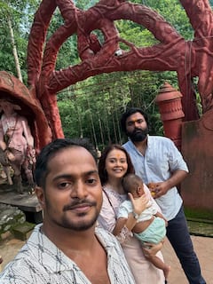 मुस्लिम पति को लेकर शिव के मंदिर गईं गोपी बहू Devoleena Bhattacharjee, यूजर्स बोले- हर हर महादेव