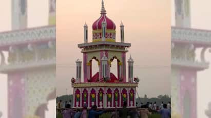 क्या है ताजिया, जानें कहां से हुई थी इसकी शुरुआत? क्या है ताजिया, जानें कहां से हुई थी इसकी शुरुआत?