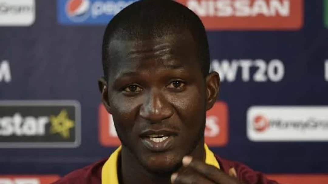 WI vs AUS Test: अंपायर के खिलाफ आवाज उठाना पड़ा महंगा, वेस्टइंडीज के कोच डैरेन सैमी को ICC ने सुनाई सजा wi vs aus test series 2025 icc punished west indies cricket team head coach darren sammy know why WI vs AUS Test: अंपायर के खिलाफ आवाज उठाना पड़ा महंगा, वेस्टइंडीज के कोच डैरेन सैमी को ICC ने सुनाई सजा