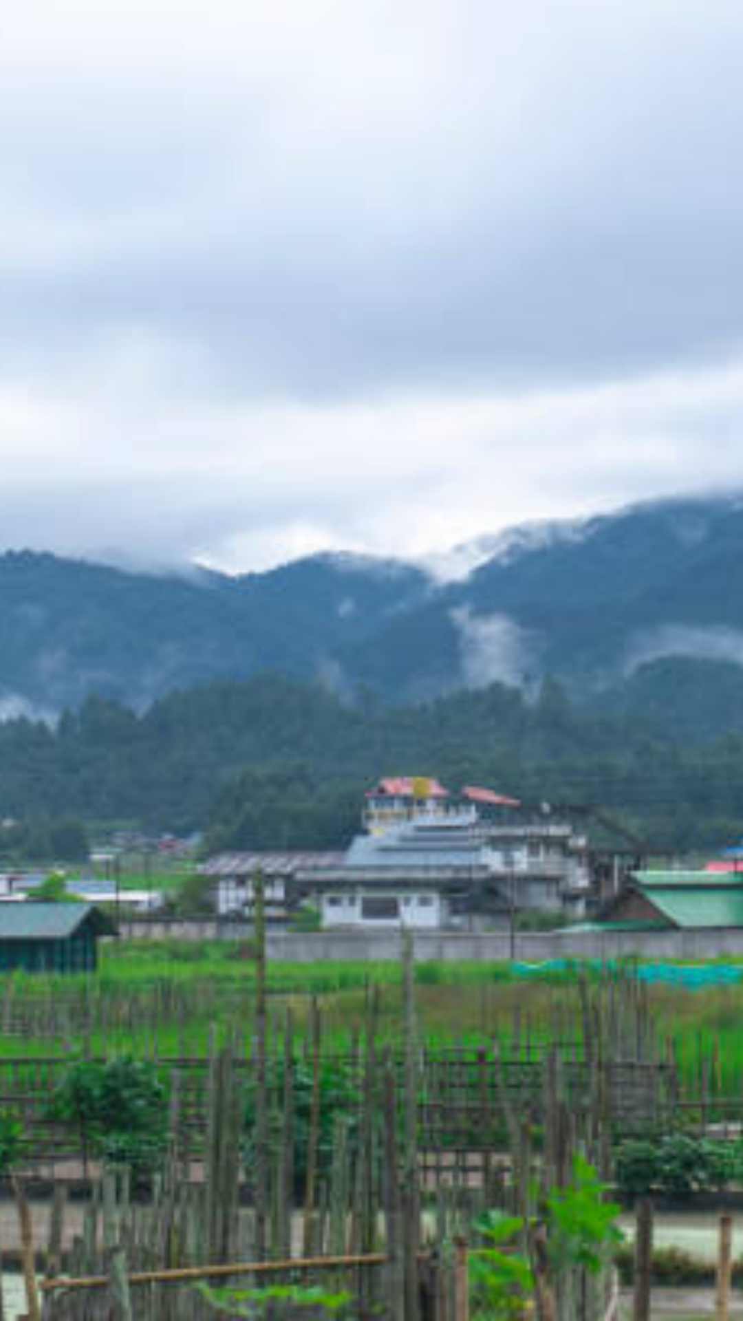 अरुणाचल प्रदेश भारत का एक राज्य है जो अपनी सुंदरता के लिए जाना जाता है