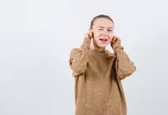 lifestyle: કાનમાં કેમ આવે છે ખંજવાળ? આ 6 કારણો જાણીને તમે ચોંકી જશો