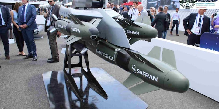 The Safran company has already given information about the range of this weapon. Aasm XLR 1000 can range from 150 to 200 kilometers, which is three times more than its old version (70 km). That is, no matter how far the enemy's hideouts are, these weapons will be fully capable of targeting them.