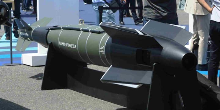Along with this, this weapon also has MK84 bombs, heavy warheads, turbozet engines and dual-mode Sikar with laser and infrared technology, which makes it more deadly.
