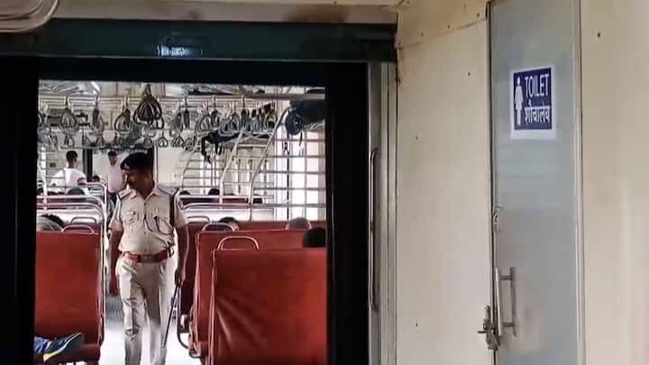 এছাড়াও কল্যার, সেহরা বাজার, গোপীনাথপুর, শ্যামসুন্দর, রায়নগর, বোকরা, মাঠনশীপুর, বেরুগ্রাম, গ্রামদাদপুর, হাবাসপুর ও মুস্তাফা চক স্টেশনে থামবে ট্রেনটি।