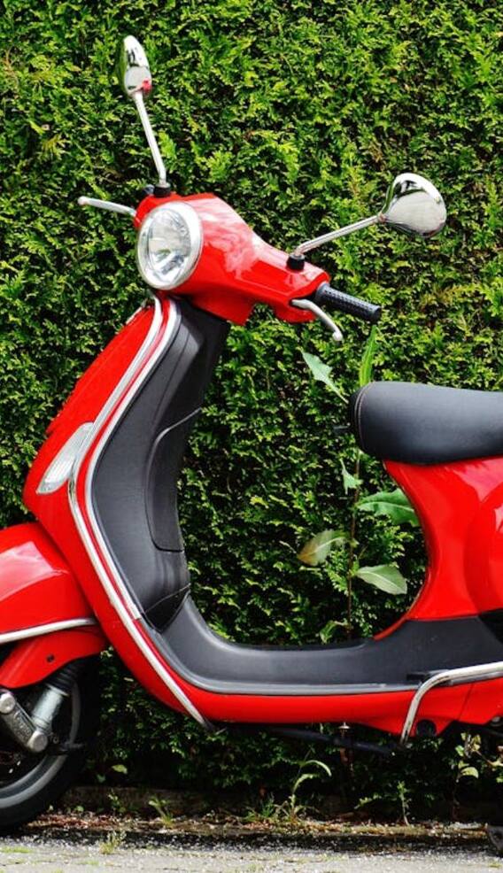 स्कूटी में गियर बदलने की जरूरत क्यों नहीं होती?