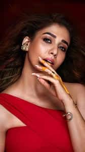 27 की उम्र में जिसकी खातिर क्रिश्चयन से बनी हिंदू, उसी ने छोड़ा साथ, अब हैं प्राइवेट जेट की मालकिन