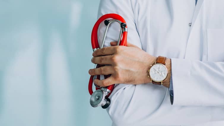 <div>Bridging The Healthcare Gap: Why Equality & Innovation Hold The Key To India’s Future</div>