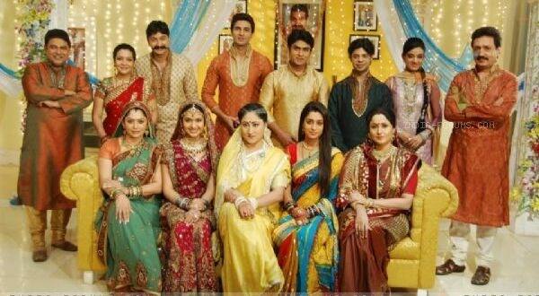 दीपिका कक्कड़ स्टारर सीरियल 'ससुराल सिमर का' ने खूब पॉपुलैरिटी बटोरी थी. शो के हर एक किरदार ने ऑडियंस के मन में अपनी खास जगह बनाई थी. अब इस सीरियल को कई साल बाद चुके हैं. जानिए अब क्या करती है इस सीरियल की स्टार कास्ट.