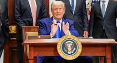 ईरान को अमेरिका ने नहीं दिया अरबों डॉलर का ऑफर, परमाणु हथियार से जुड़ी खबर को ट्रंप ने बताया गलत