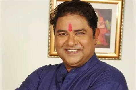 आशीष रॉय को भी ससुराल सिमर का में अहम किरदार में देखा गया था. एक समय ऐसा आया जब एक्टर को सोशल मीडिया पर अपने किडनी के इलाज के लिए लोगों से पैसे मांगने पड़े. हालांकि सही इलाज नहीं हो पाने के वजह से इनका निधन हो गया.