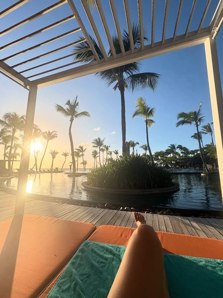 Apart from her fashion-forward looks, Palak included a few clicks of Mauritius’ stunning landscapes.