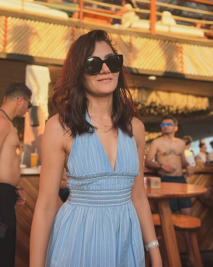 सृति ने 2020 में अपनी कविता 'कंफेशंस ऑफ ए रोमांटिक एसेक्सुअल' यानी एक रोमांटकि एसेक्सुअल का इकबालिया बयान के जरिए अपनी उलझन को लोगों के सामने शेयर किया.