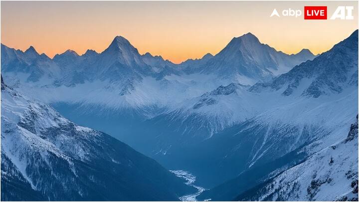 भारतीय उपमहाद्वीप की प्रमुख नदियों-गंगा, यमुना, ब्रह्मपुत्र, सतलज का मुख्य श्रोत हिमालय के ग्लेशियर ही हैं. ग्लेशियर पिघलकर इन नदियों की प्यास बुझाते हैं. अगर ये न हों तो नदियों के जलस्तर में भारी कमी हो सकती है. इससे सिंचाई, पेयजल, बिजली उत्पादन पर प्रभाव पड़ सकता है.