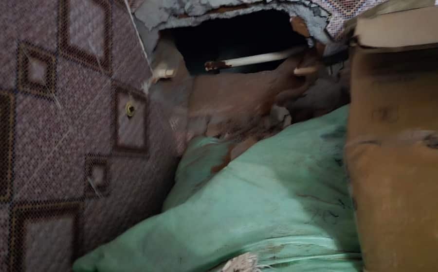 బ్యాంకుకు కన్నం వేసి చోరీకి యత్నించిన దుండగులు, మెదక్‌లో ఘటన