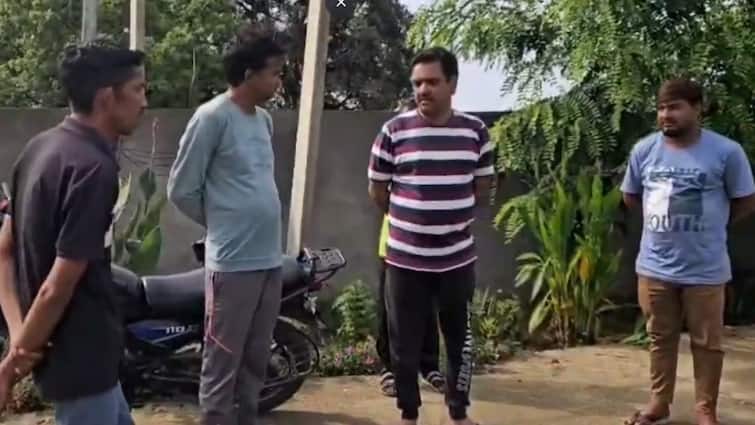 मंत्री असीम अरुण ने गेंबा वॉक की तरह किया कन्नौज का दौरा, सफाई कर्मियों के साथ बिताया दिन UP Minister Asim Arun Inspected on Kannauj on Like a Gemba Walk मंत्री असीम अरुण ने गेंबा वॉक की तरह किया कन्नौज का दौरा, सफाई कर्मियों के साथ बिताया दिन