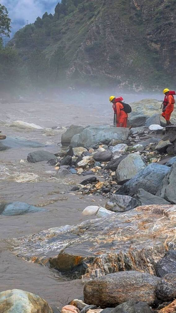 हिमाचलमध्ये महाराष्ट्रातील पर्यटक अडकले!