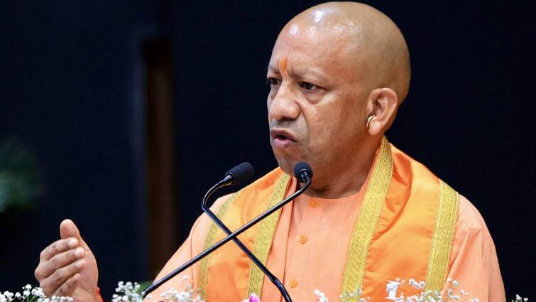 एम्स गोरखपुर के पहले दीक्षांत समारोह में सीएम योगी कहा- सड़क से संसद तक लड़ी लड़ाई.. up Cm yogi adityanath address to student at first convocation ceremony of AIIMS ann एम्स गोरखपुर के पहले दीक्षांत समारोह में सीएम योगी कहा- सड़क से संसद तक लड़ी लड़ाई..