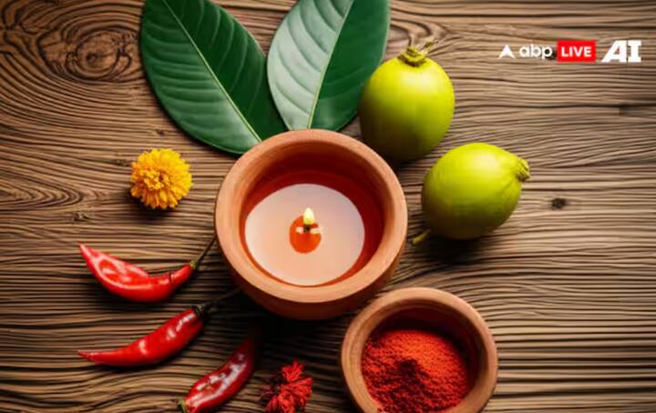 ਅਜਿਹੇ ਵਿੱਚ ਨਿੰਬੂ ਅਤੇ ਮਿਰਚ ਬੁਰੀ ਨਜ਼ਰ ਤੋਂ ਬਚਾਉਂਦੇ ਹਨ, ਪਰ ਜਿਨ੍ਹਾਂ ਨੂੰ ਬੁਰੀ ਨਜ਼ਰ ਲੱਗ ਜਾਂਦੀ ਹੈ, ਉਨ੍ਹਾਂ ਦੀ ਬੁਰੀ ਨਜ਼ਰ ਨਿੰਬੂ ਅਤੇ ਮਿਰਚ ਨਾਲ ਨਹੀਂ ਸਗੋਂ ਇਨ੍ਹਾਂ 5 ਚੀਜ਼ਾਂ ਨਾਲ ਦੂਰ ਹੁੰਦੀ ਹੈ। ਆਓ ਜਾਣਦੇ ਹਾਂ ਇਨ੍ਹਾਂ ਬਾਰੇ