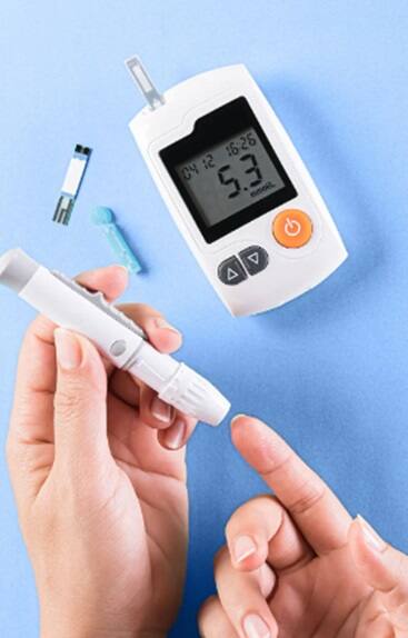 ডায়াবেটিসে লাগাম পরাতে এই ফলের পাতার জুড়ি মেলা ভার