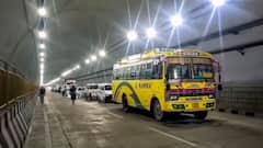 टनल के अंदर 300 सैलानी, बाहर भूस्खलन, मंडी में 'मौत' की बारिश, देखें- हिमाचल में तबाही की तस्वीरें