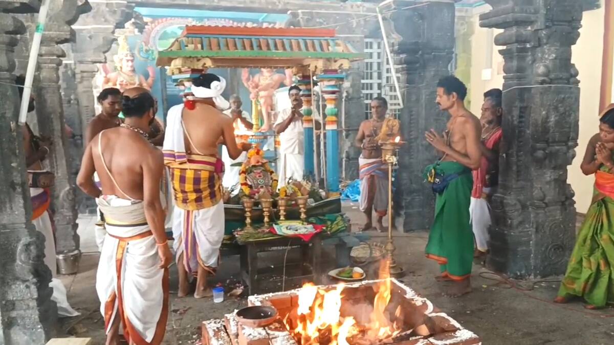 பூர்வாங்க பூஜைகளுடன் தொடங்கியது திருவெண்காடு புதன் ஸ்தல கும்பாபிஷேக பெருவிழா... பரவசத்தில் பக்தர்கள்‌...!