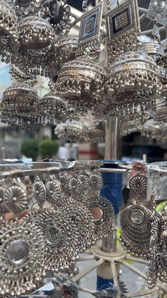 दिल्ली की दरीबा कलां मार्केट, बोहो और सिल्वर ज्वेलरी की अनगिनत वैरायटी