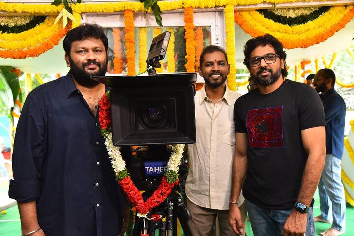 అన్నపూర్ణ స్టూడియోస్ గ్లాస్ హౌస్‌లో బుధవారం సినిమా పూజా కార్యక్రమాలు జరిగాయి. ముహూర్తపు సన్నివేశానికి నాగ్ అశ్విన్ క్లాప్ ఇవ్వగా... వశిష్ట మల్లిడి కెమెరా స్విచ్ ఆన్ చేశారు. తొలి సన్నివేశానికి 'మ్యాడ్ స్క్వేర్' దర్శకుడు కళ్యాణ్ శంకర్ దర్శకత్వం వహించారు.