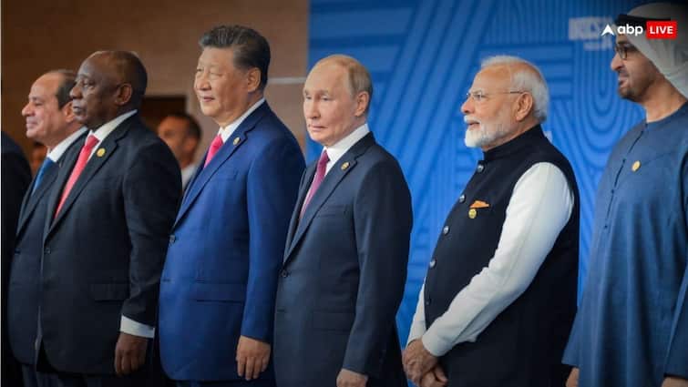 BRICS शिखर सम्मेलन में नहीं शामिल होंगे शी जिनपिंग, चीन ने बताई वजह Xi Jinping will not attend BRICS Summit in Brazil Chinese PM will be attended BRICS शिखर सम्मेलन में नहीं शामिल होंगे शी जिनपिंग, चीन ने बताई वजह