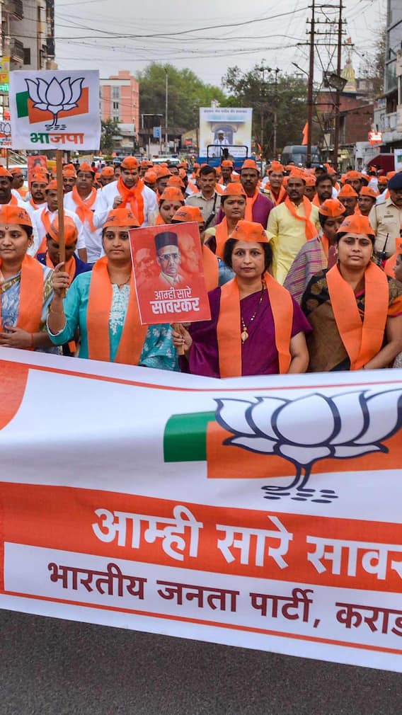 बीजेपी बनने के बाद कौन बना था पहला पार्टी अध्यक्ष?