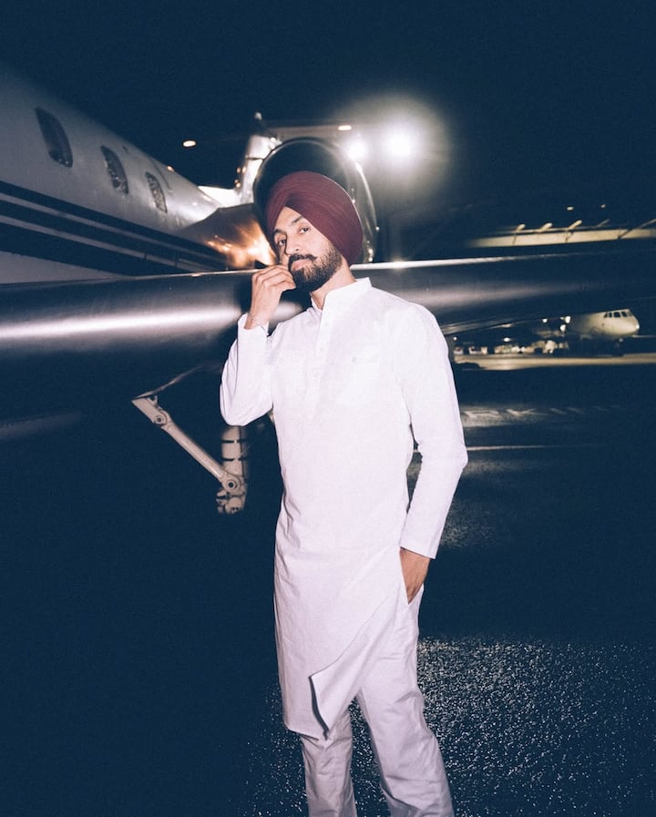 Diljit has maintained composure and dignity, letting the film’s success speak for itself. (All Images: Instagram/diljitdosanjh)