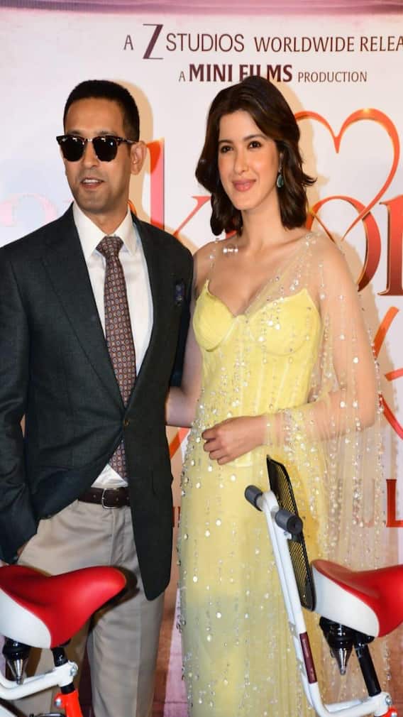 Vikrant Massey And Shanaya Kapoor Slay Aankhon Ki Gustaakhiyan Event