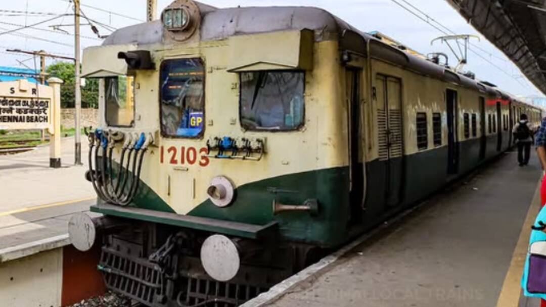 Chennai Central Gudur Section 40 EMU Trains Cancelled Tomorrow 03-07-25 பயணிகளுக்கு முக்கிய அறிவிப்பு! 40 மின்சார ரயில்கள் ரத்து.. எந்த வழித்தடத்தில் தெரியுமா?