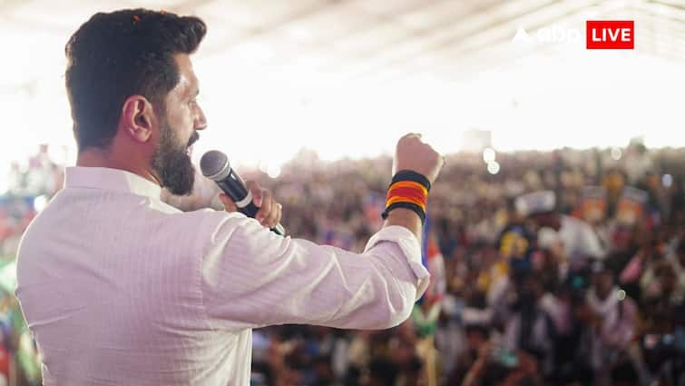 नीतीश के घर सभा, तेजस्वी की सीट पर उम्मीदवारी, करना क्या चाहते हैं चिराग? नीतीश के घर सभा, तेजस्वी की सीट पर उम्मीदवारी, करना क्या चाहते हैं चिराग?